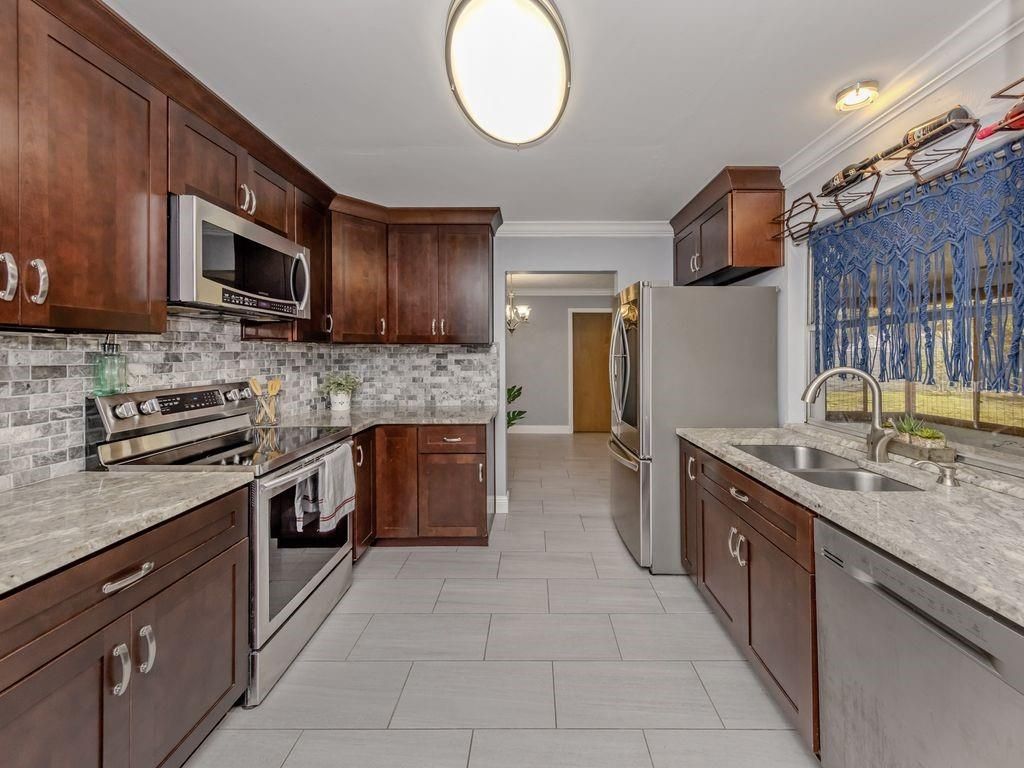 2161 Inner Cass Circle, Sarasota, FL 34231 Photo