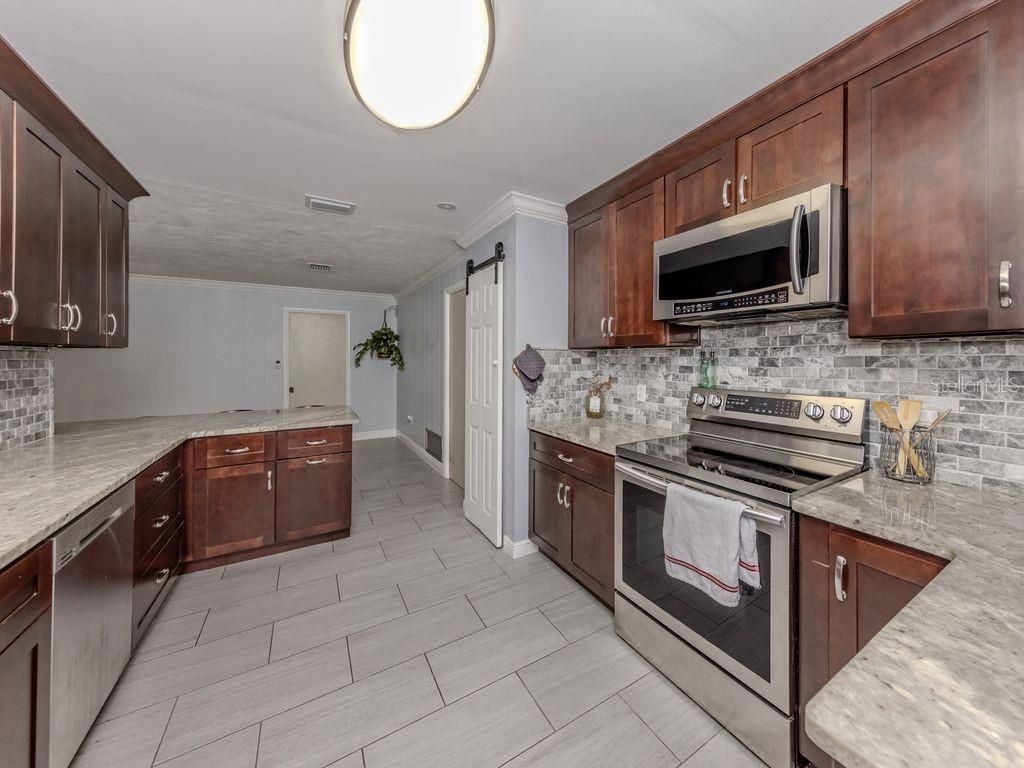 2161 Inner Cass Circle, Sarasota, FL 34231 Photo