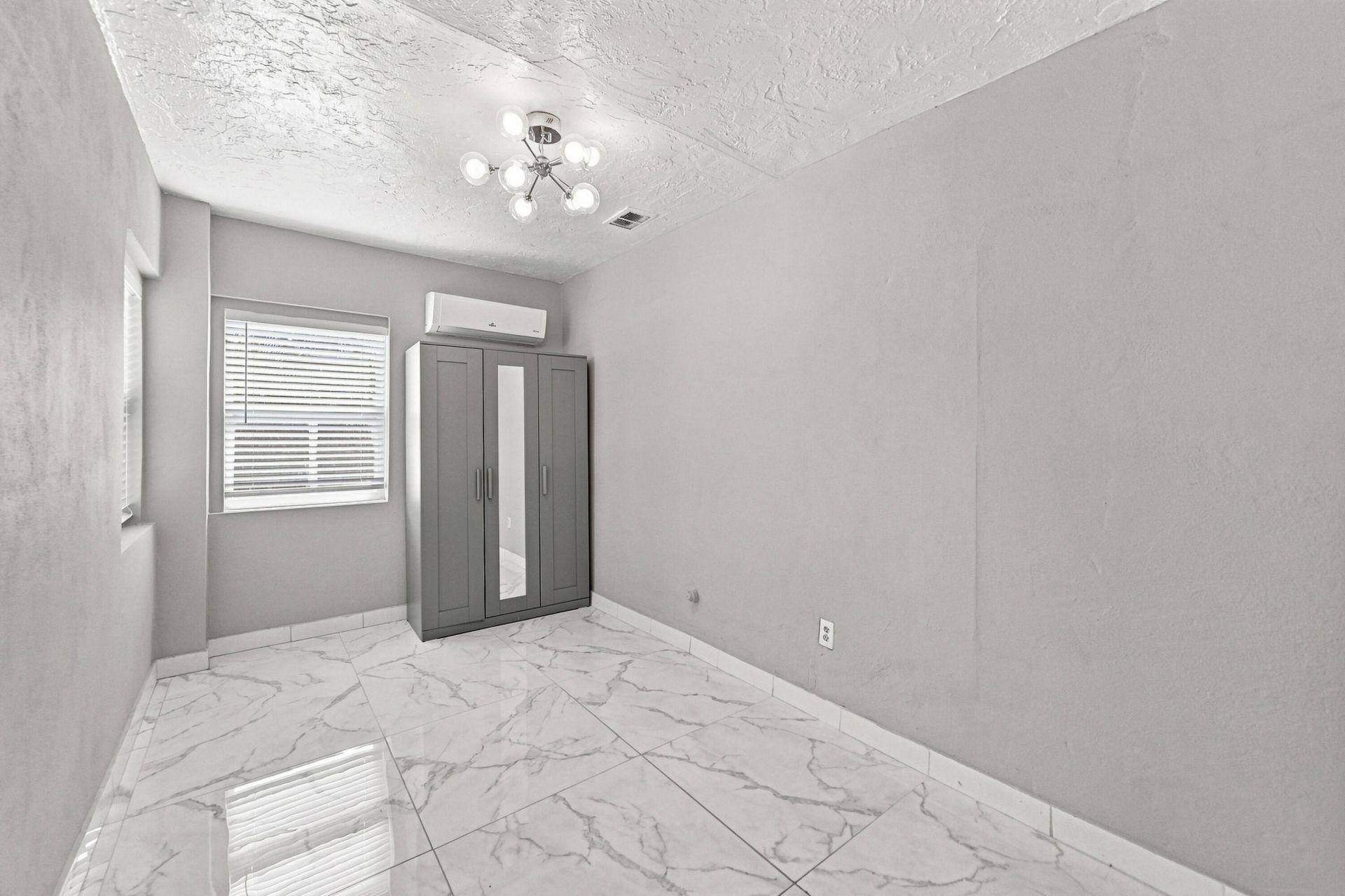 372 W Riverbend Drive, Unit 372, Sunrise, FL 33326 Photo