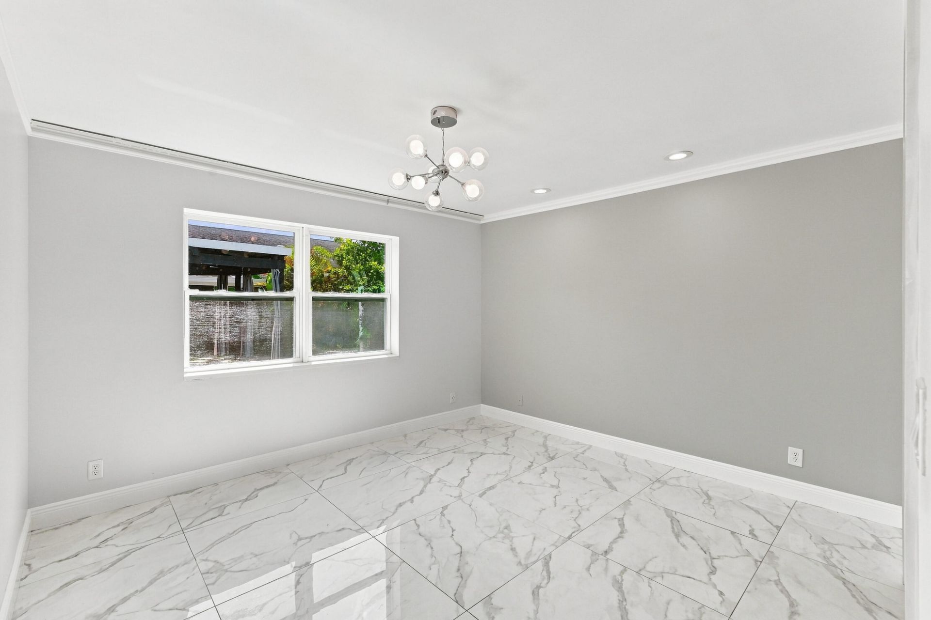 372 W Riverbend Drive, Unit 372, Sunrise, FL 33326 Photo