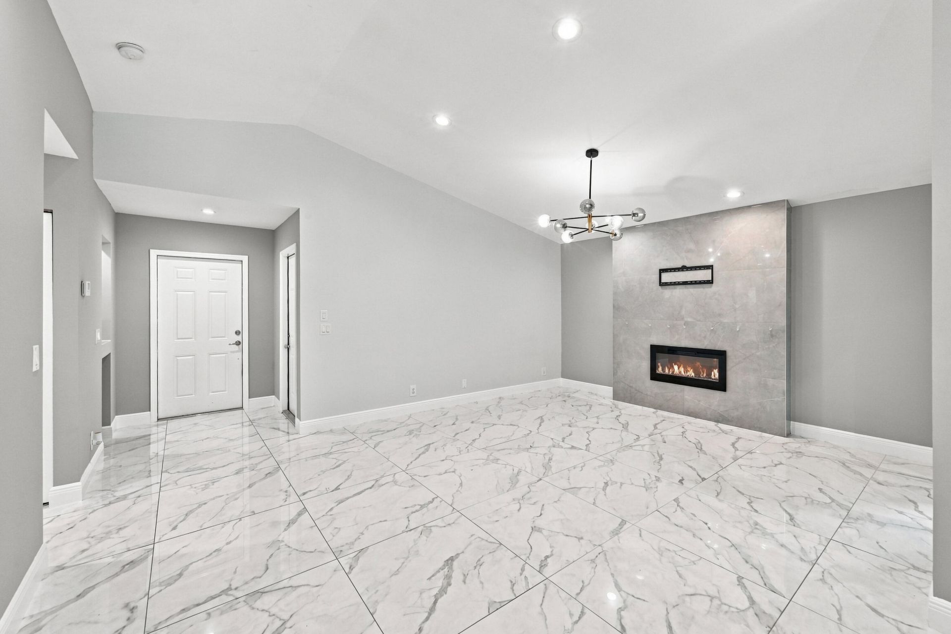 372 W Riverbend Drive, Unit 372, Sunrise, FL 33326 Photo