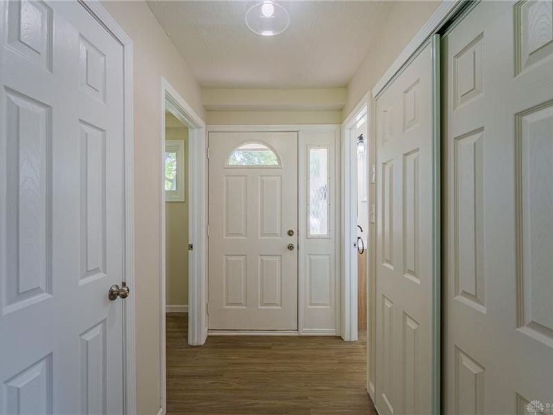 507 Chaucer Road, Riverside, OH 45431 Photo 6