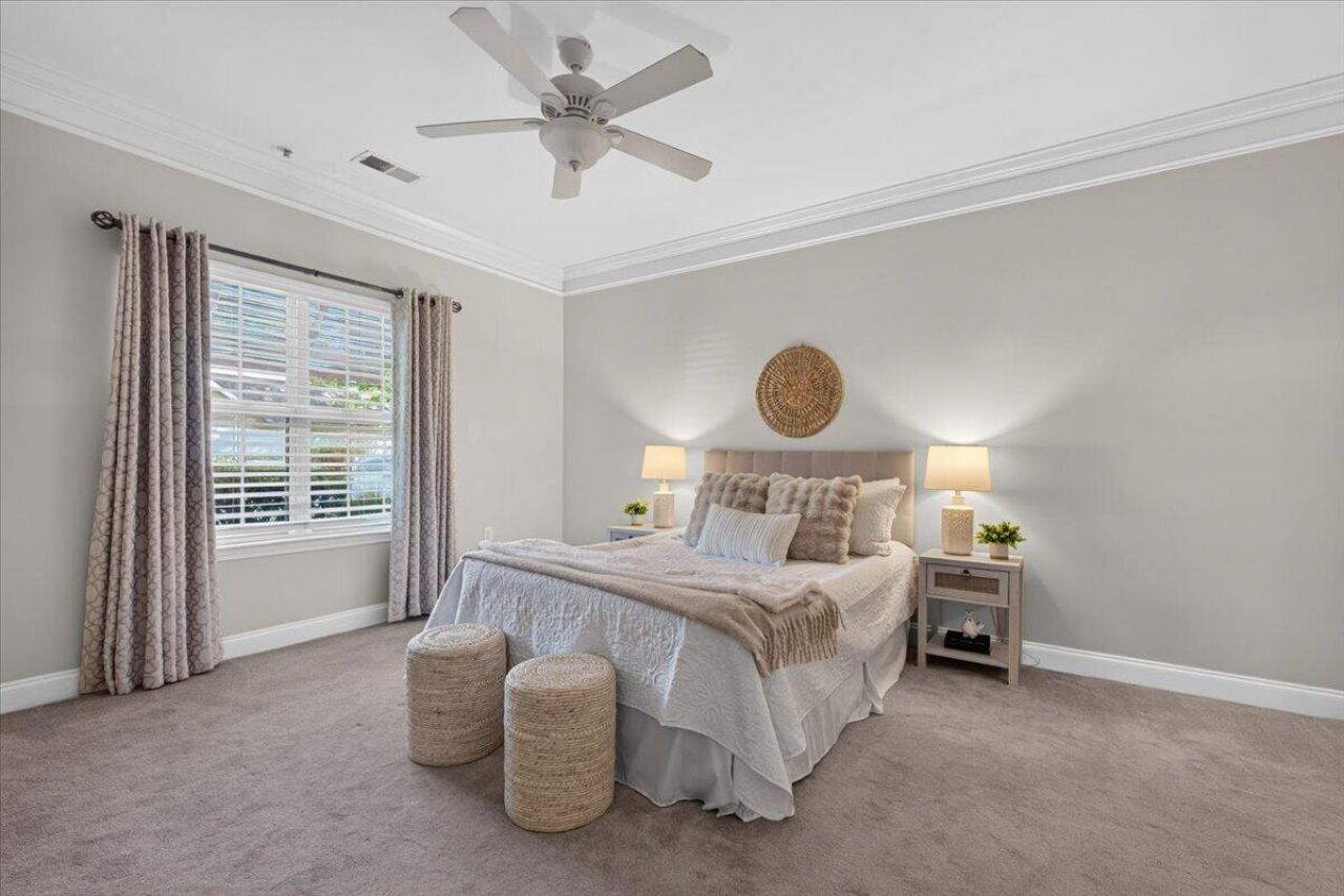1307 Basildon Road Photo 14