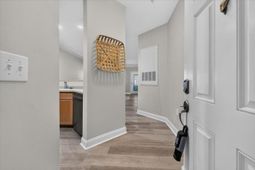 1307 Basildon Road photo 4