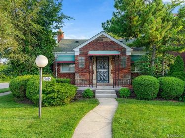 15405 Young Street, Detroit, Mi 48205