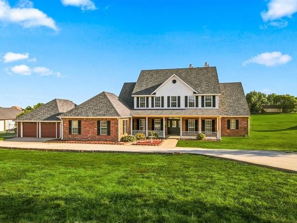 47 Preakness Place Road, Van Alstyne, TX 75495