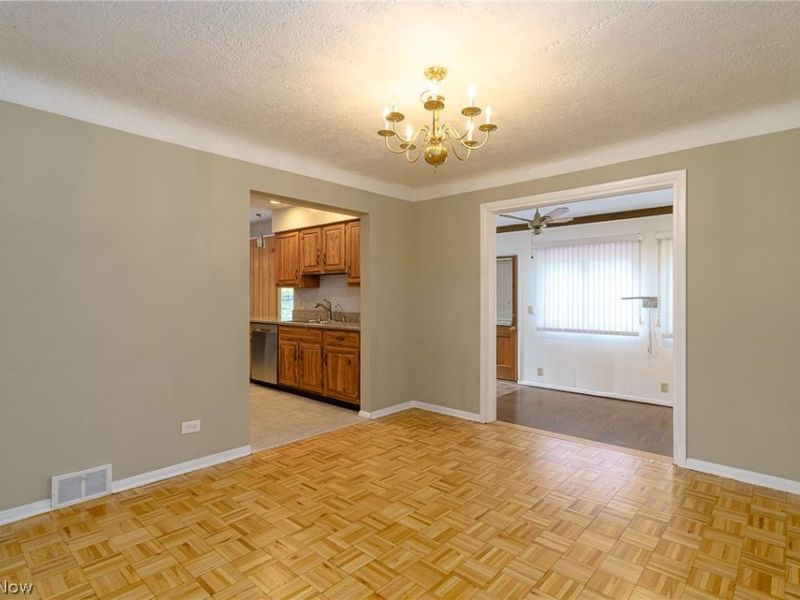 1397 W Sprague Road, Broadview Heights, OH 44147 Photo 6