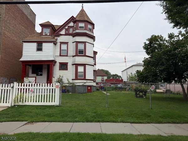 555 Broadway, Newark, NJ 07104