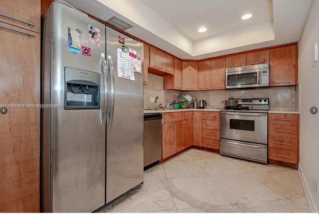 4000 N Hills Dr, Unit 29, Hollywood, FL 33021 Photo