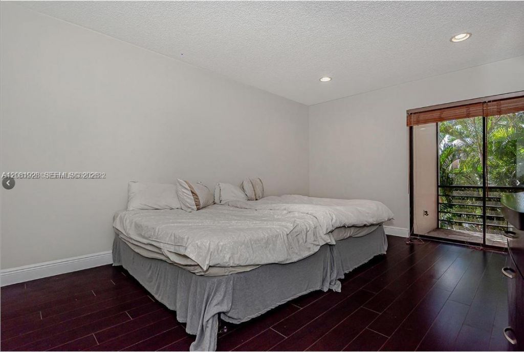 4000 N Hills Dr, Unit 29, Hollywood, FL 33021 Photo