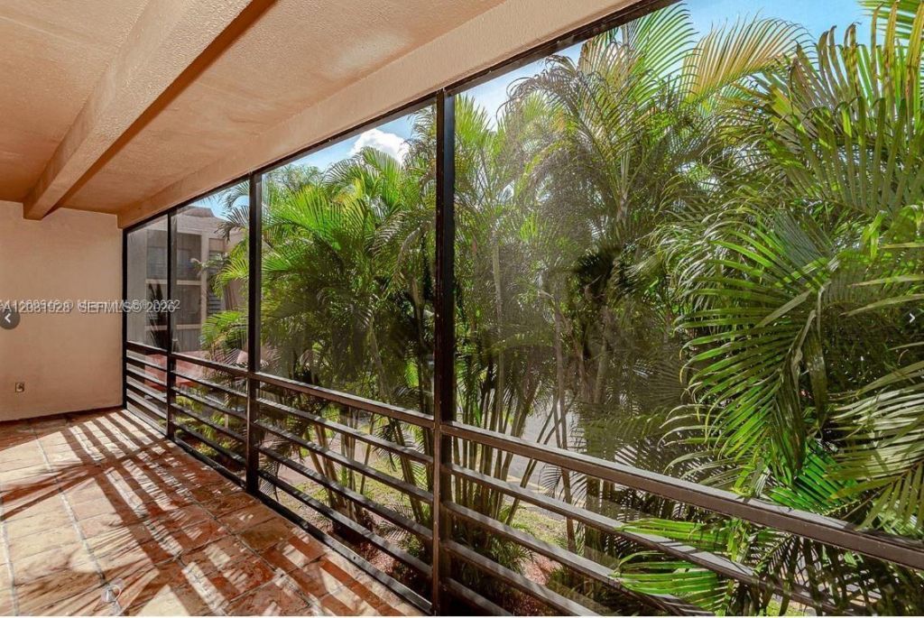 4000 N Hills Dr, Unit 29, Hollywood, FL 33021 Photo