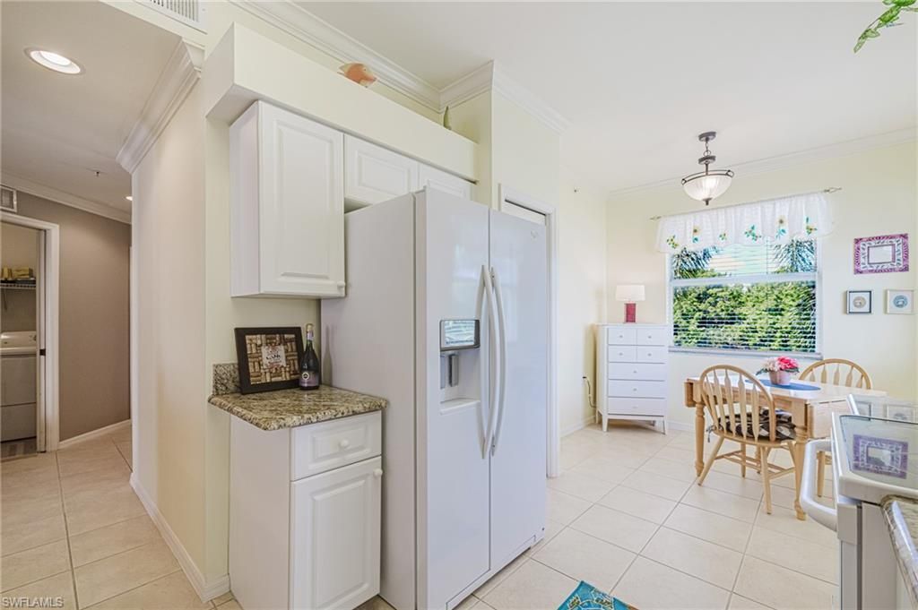10391 Butterfly Palm Dr, Unit 1021, Fort Myers, FL 33966 Photo
