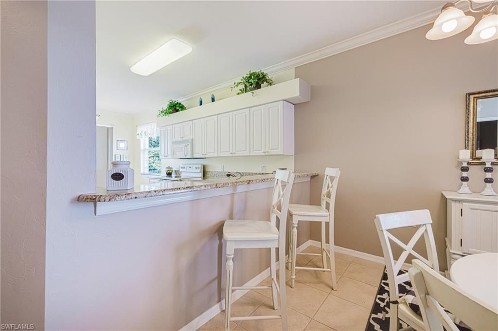 10391 Butterfly Palm Dr, Unit 1021, Fort Myers, FL 33966 Photo