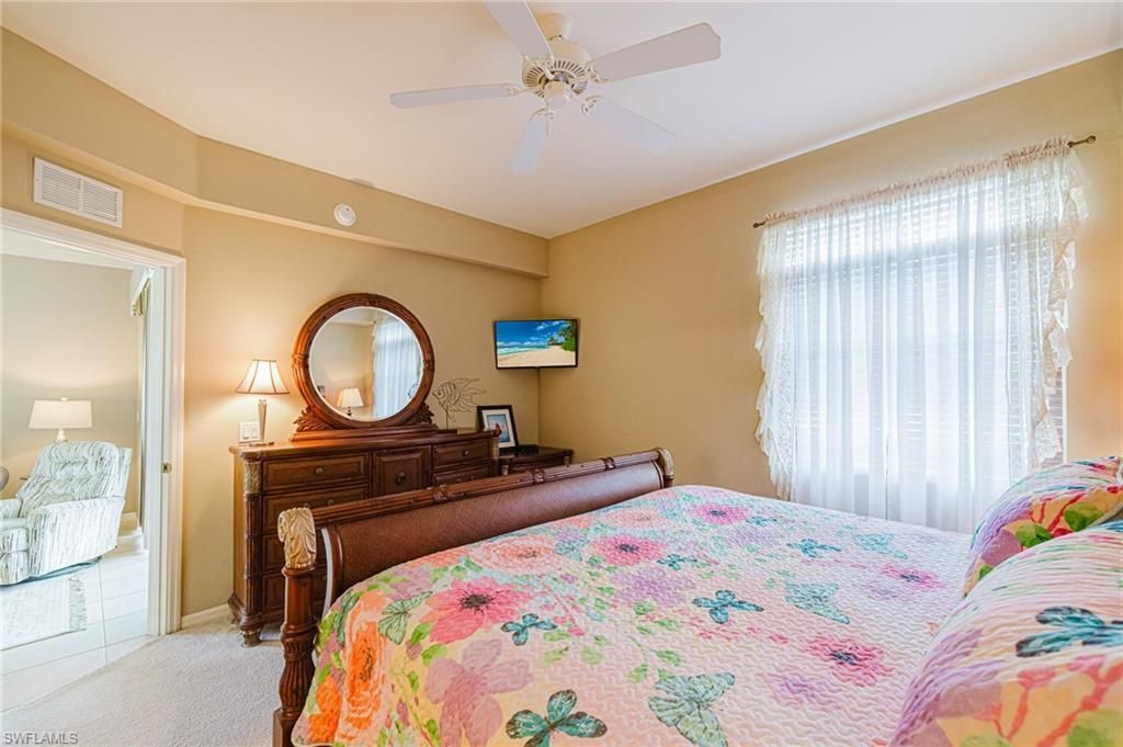 10391 Butterfly Palm Dr, Unit 1021, Fort Myers, FL 33966 Photo