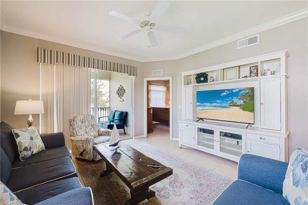 10391 Butterfly Palm Dr, Unit 1021, Fort Myers, FL 33966 Photo