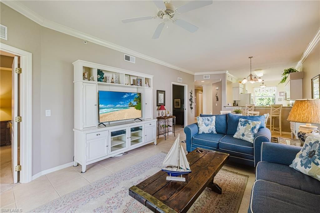10391 Butterfly Palm Dr, Unit 1021, Fort Myers, FL 33966 Photo