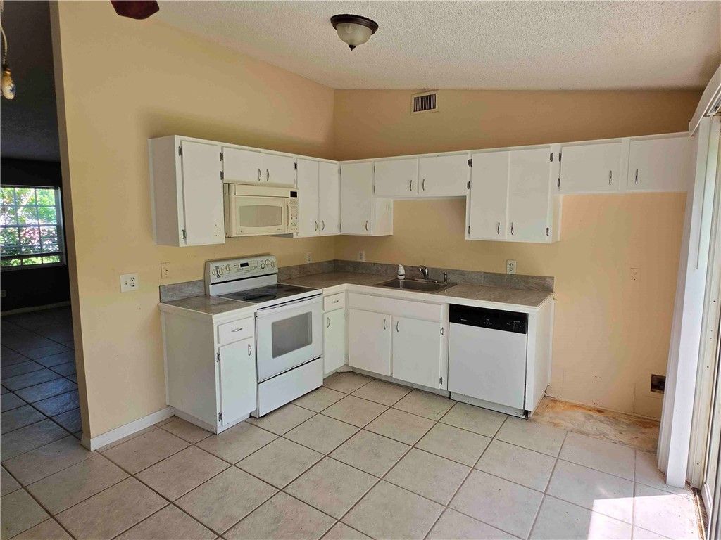 2232 Berkshire Boulevard, Port Saint Lucie, FL 34952 Photo