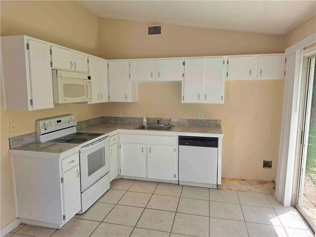 2232 Berkshire Boulevard, Port Saint Lucie, FL 34952 Photo