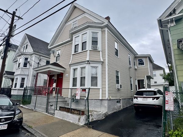 57-59 Bennington St, Lawrence, MA 01841
