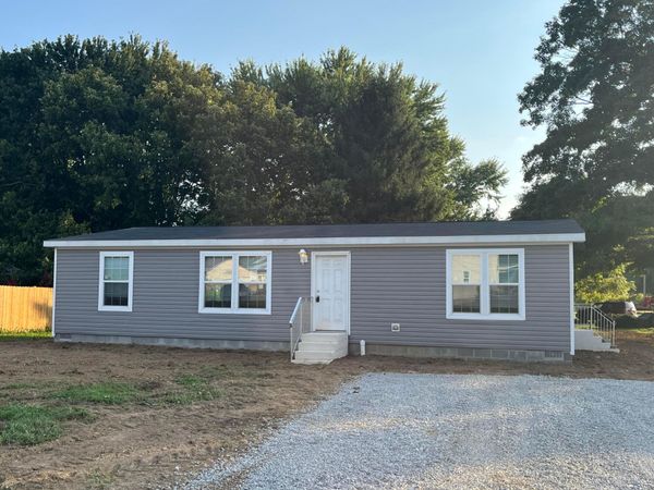 18889 Shriner Street , Laurelville, OH 43135