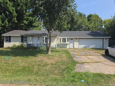 3096 Devonshire Street , Flint Township, Mi 48504