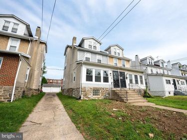 16 S 13TH STREET , DARBY, PA 19023