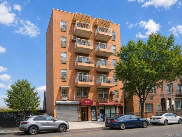 4135 67 Street , Woodside, NY 11377