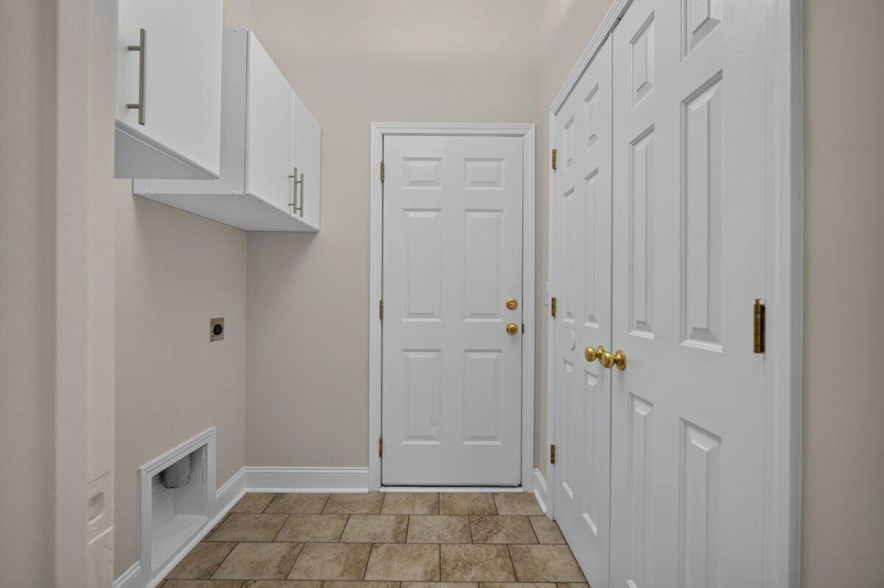 600 Parkwood Drive Photo 32