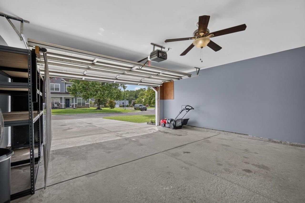 600 Parkwood Drive Photo 33