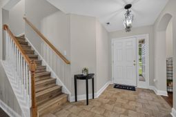 600 Parkwood Drive photo 4