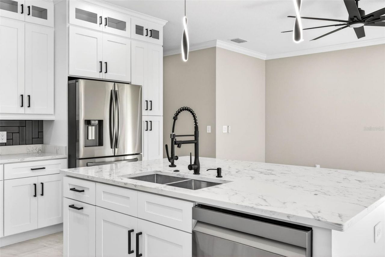 288 Roosevelt Avenue , Masaryktown, FL 34604 Photo