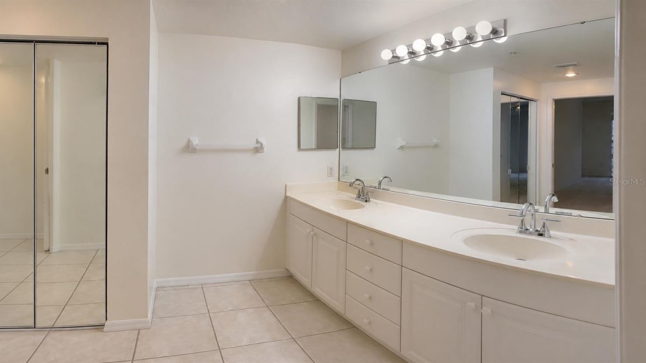 5429 Stoneybrook Lane , Unit 102, Bradenton, FL 34203 Photo