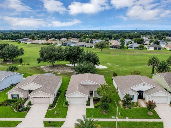 27131 ROANOKE DRIVE , LEESBURG, FL 34748