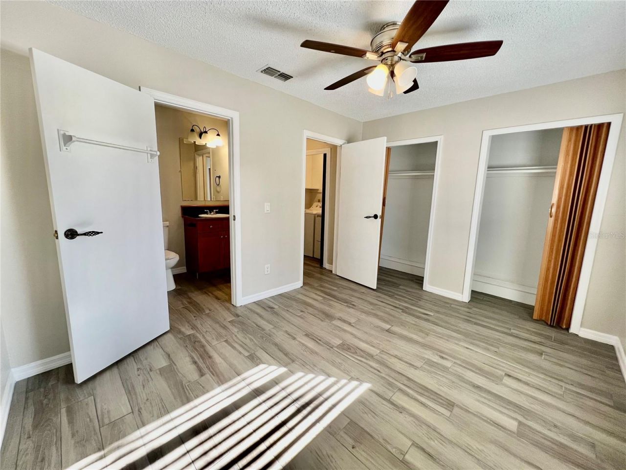 1820 Central Park Avenue, Orlando, FL 32807 Photo