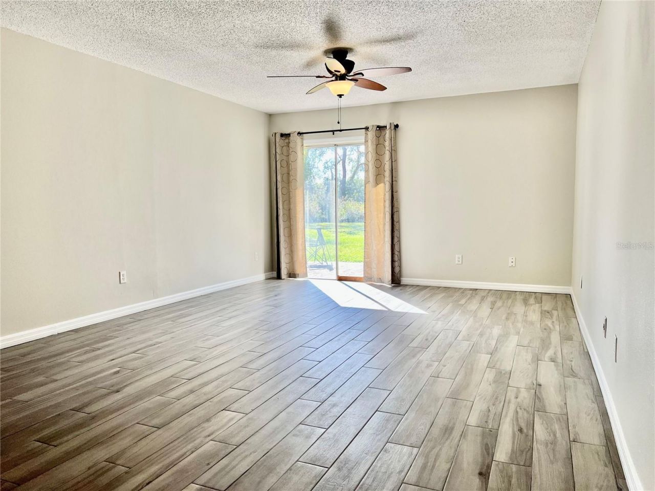 1820 Central Park Avenue, Orlando, FL 32807 Photo
