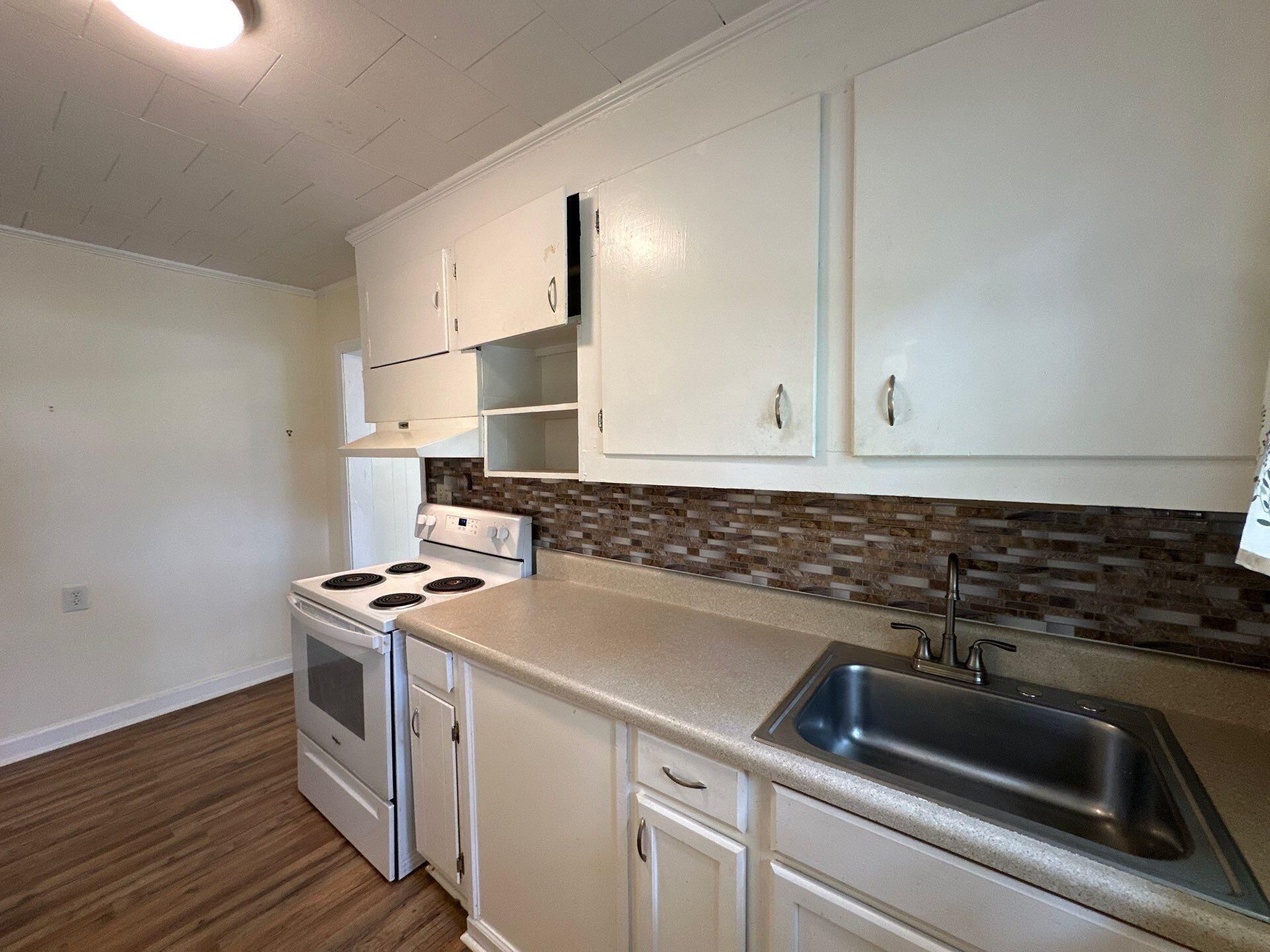 106 Roosevelt Drive Photo 11