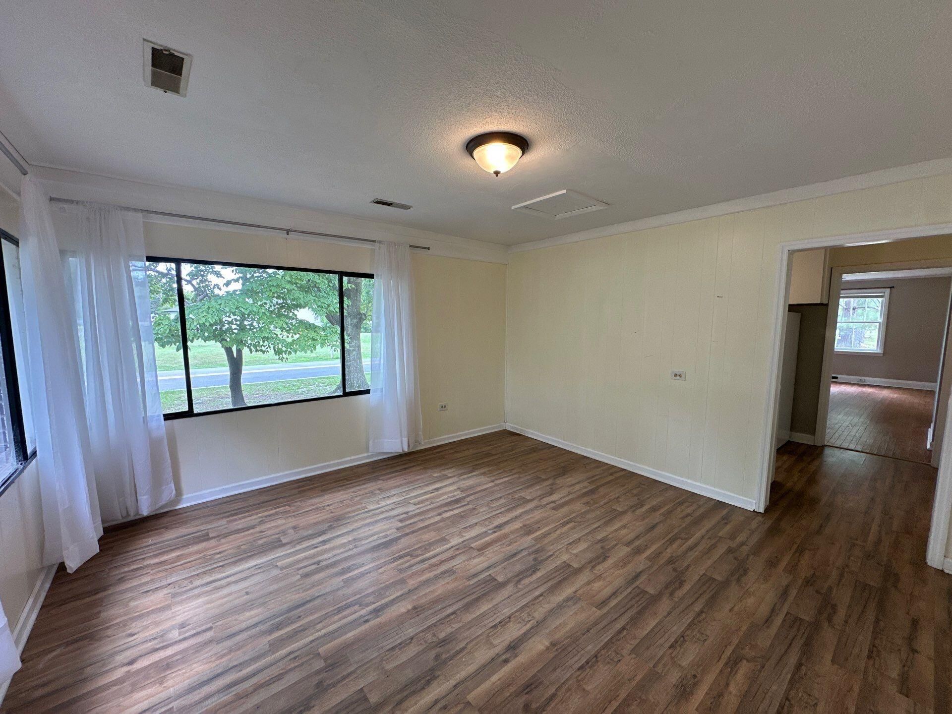 106 Roosevelt Drive Photo 12