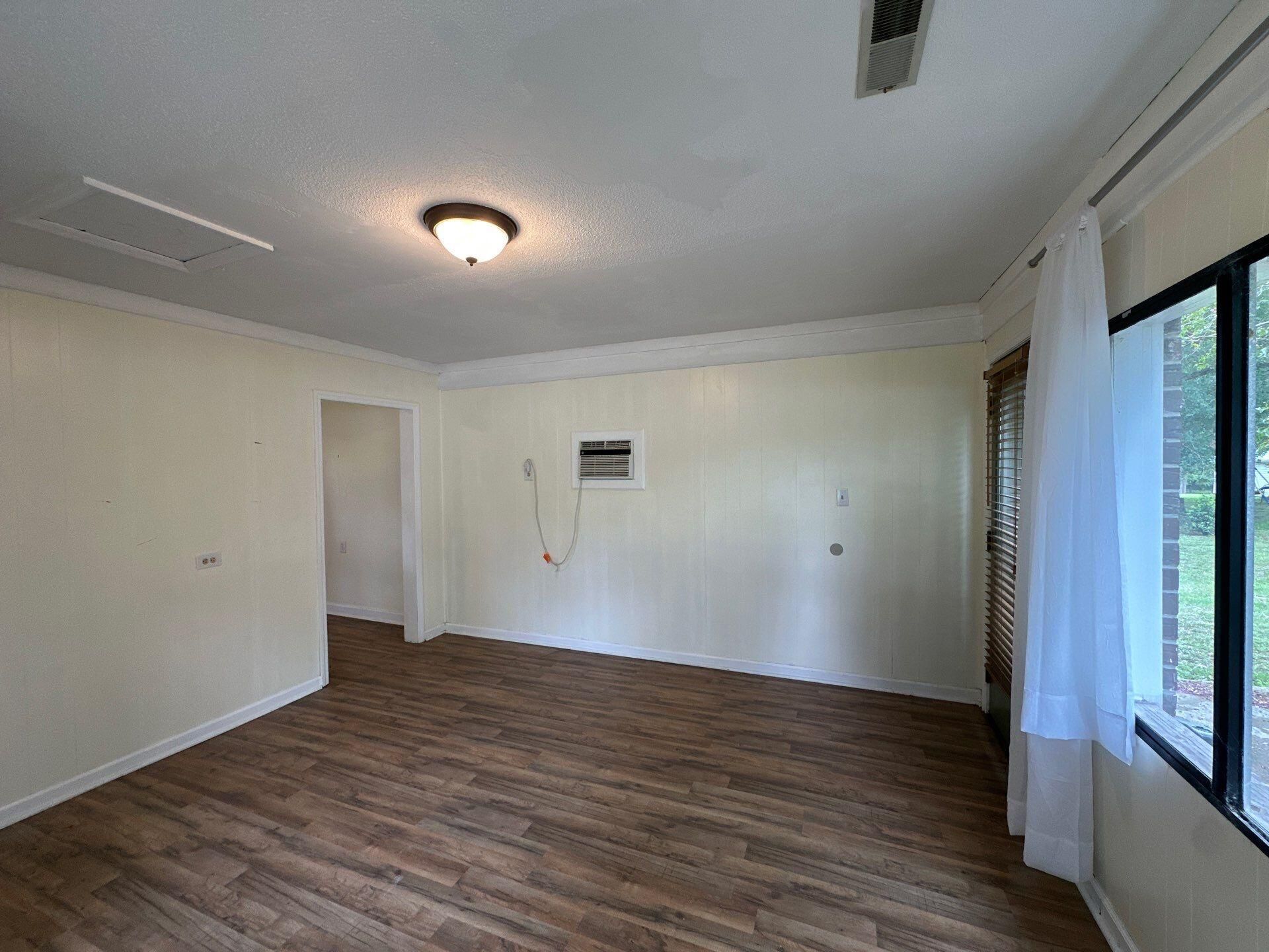 106 Roosevelt Drive Photo 14