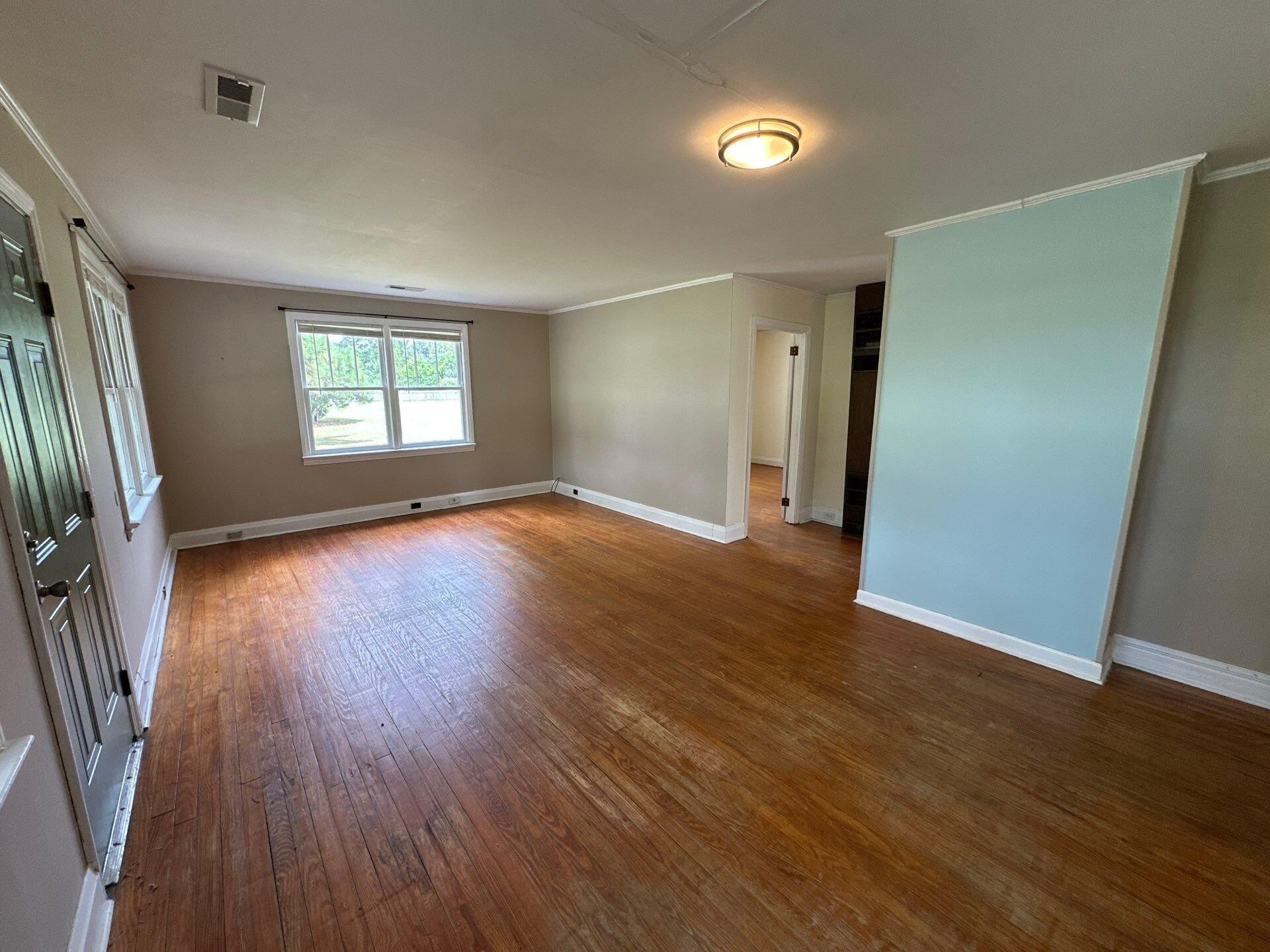 106 Roosevelt Drive Photo 4