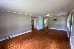 106 Roosevelt Drive photo 4