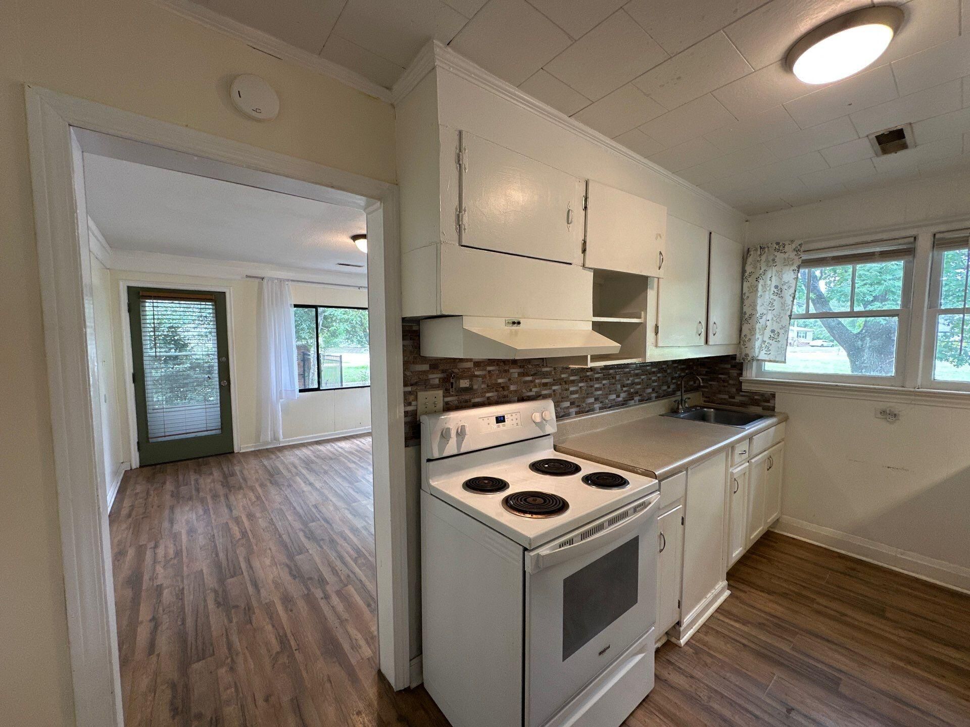 106 Roosevelt Drive Photo 9