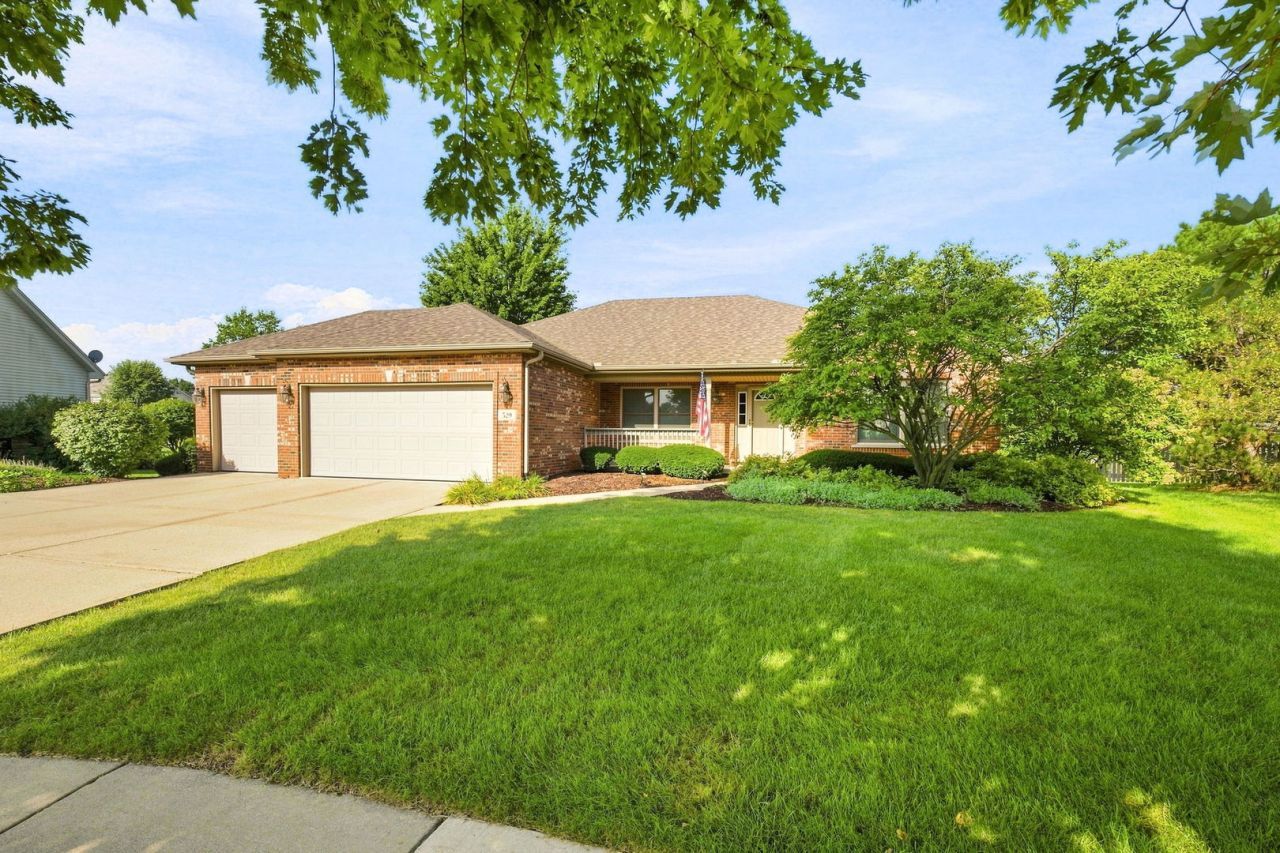 529 Raven Road N, Shorewood, IL 60404