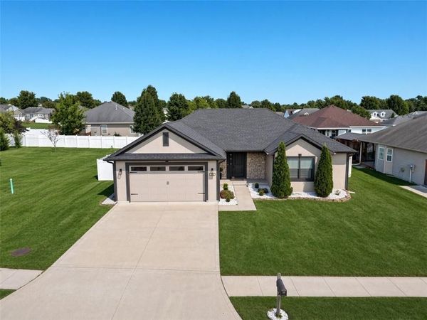 504 Katy Circle, Sedalia, MO 65301