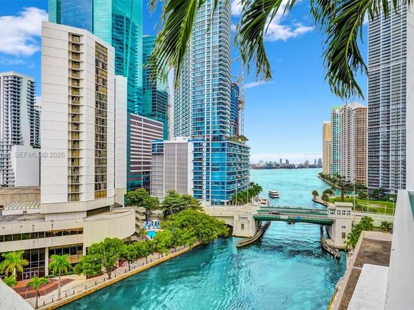 31 SE 5th St , Unit 902, Miami, FL 33131