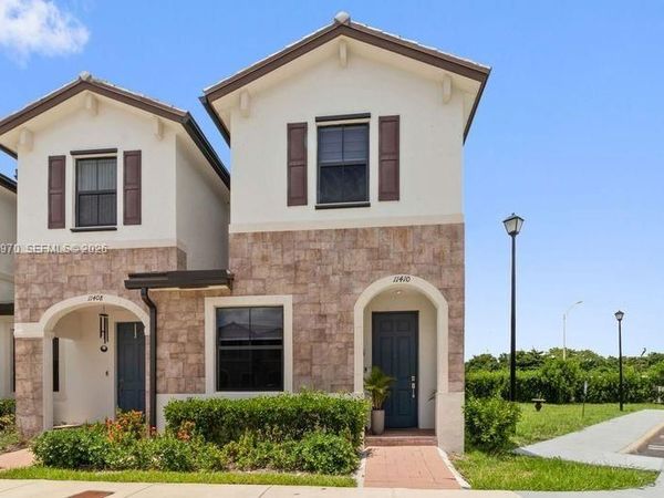 11410 W 34th Way , Hialeah, FL 33018
