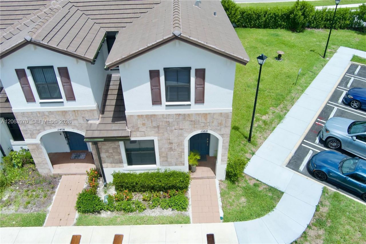 11410 W 34th Way , Hialeah, FL 33018 Photo