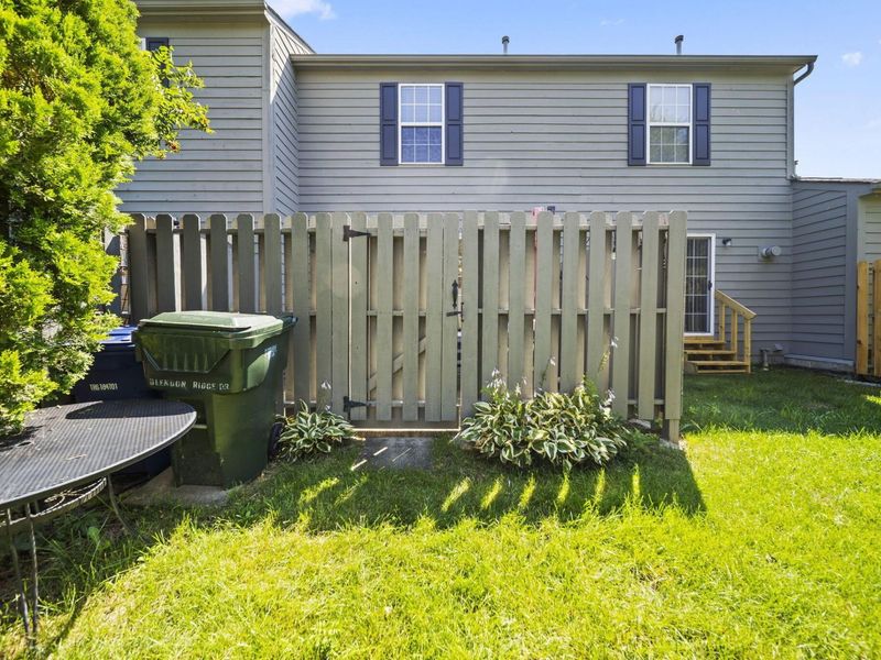 5626 Blendonridge Drive, Unit 90C, Columbus, OH 43230 Photo 28