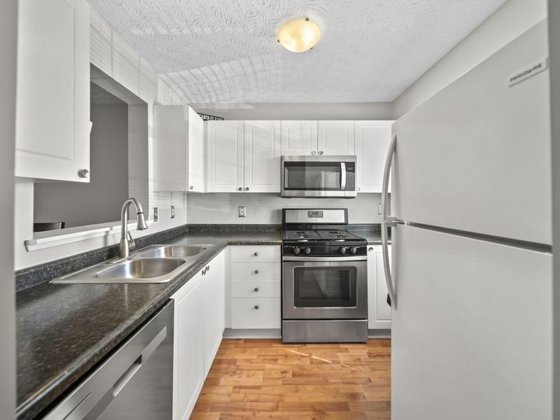 5626 Blendonridge Drive, Unit 90C, Columbus, OH 43230 Photo 5