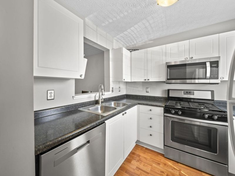 5626 Blendonridge Drive, Unit 90C, Columbus, OH 43230 Photo 6