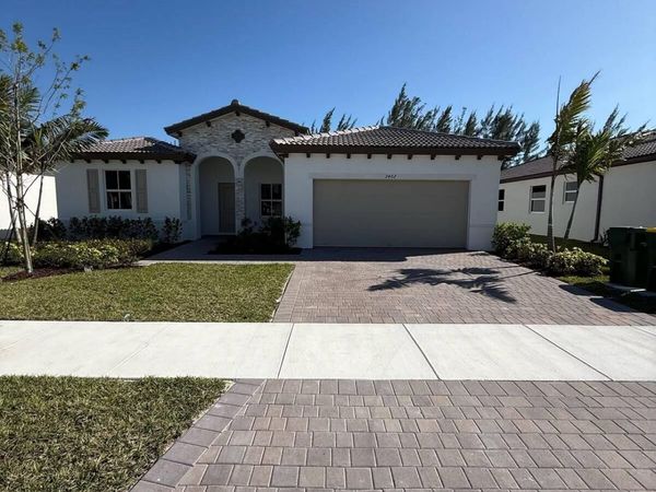 2402 SE 30th Street, Homestead, FL 33033